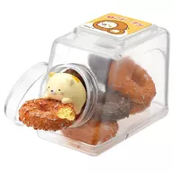 3.ドーナツをつまみ食い(ねこ) 「すみっコぐらし だがし屋さんのすみっコ」
