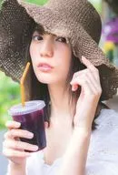 小坂菜緒(日向坂46)/ドリンク 手書きメッセージ付きポストカード 「1st写真集 君は誰?」 封入特典