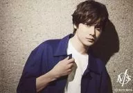蒼山真人/横型・バストアップ・衣装青・白・右手襟・背景グレー/MEN ON STYLE 2015 ブロマイドセットB