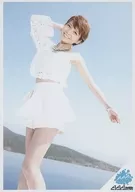 AAA/宇野実彩子/膝上・衣装白・右手頭後ろ・左手広げ・背景野外/「AAA PARTY/AAA mobile」a-nation’13 FC限定アーティストフォト Cバージョン(「Love Is In The Air」) 