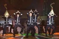 集合(6人)/ライブフォト・横型・全身・衣装黒・白・両手組み・左足上げ・キャラクターショット・ポストカードサイズ/DVD『學蘭歌劇「帝一の國」-血戦のラストダンス-』封入特典
