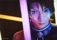 校條拳太朗(睦月始)/横型・顔アップ・ライト・キャラクターショット/「2.5次元ダンスライブ『ツキウタ。』ステージ 第7幕『CYBER-DIVE-CONNECTION』」ブロマイド
