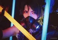 校條拳太朗(睦月始)/横型・バストアップ・マスク・ライト・キャラクターショット/「2.5次元ダンスライブ『ツキウタ。』ステージ 第7幕『CYBER-DIVE-CONNECTION』」トレーディングブロマイド