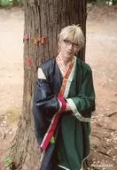 松田岳(弥生春)/膝上・衣装黒・赤・腕組み・キャラクターショット/2.5次元ダンスライブ「ツキウタ。」 ステージ 第6幕『紅縁』 ブロマイド