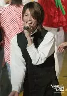 Veteran/山碕薫太/ライブフォト・上半身・シャツ白・ベスト黒・左手マイク/KANSAI Johnny’s Jr. 2007夏