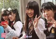 Rev.from DVL/力石奈波・古澤早希・橋本幸奈・高橋菜々美/横型・ピース・笑顔・力石奈波と古澤早希ピース/CD「君がいて僕がいた/愛がーる」WEB盤特典生写真