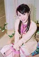 新谷良子/膝上・衣装白・椅子座り・背景室内/DVD「新谷良子のいつでも☆いっしょ!DVD Vol.2」特典