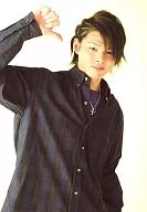 加藤良輔(木更津淳)/黒っぽいチェックのシャツ・右手の親指を立てている・上半身/ミュージカル 『テニスの王子様』 コンサート Dream Live 2nd