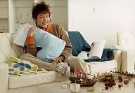 KENN(不二裕太)/横型・ソファ座り・手にクッション/ミュージカル「テニスの王子様」The Imperial Match 氷帝学園 in winter 2005-2006/公式生写真