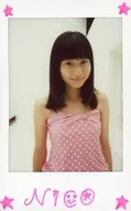 ☆星七虹心/[当選通知書付き]・直筆サイン入り・上半身・水着ピンク・水玉・両手下げ・背景白/雑誌「Chu→Boh チューボー VOL.88」プレゼント当選品生チェキ