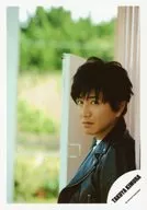 ジャニーズ/木村拓哉/バストアップ・衣装黒・体左向き・カメラ目線・野外/木村拓哉 オフショット 第4弾/公式生写真