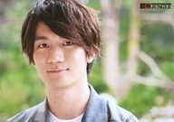 熊谷健太郎/横型・顔アップ・衣装白・黒・デニム・口閉じ/声優イベント「第180回 王様ジャングル」限定ブロマイドセットB