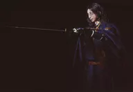 三好大貴(南海太郎朝尊)/横型・膝上・戦闘服・背景黒・キャラクターショット/舞台「『刀剣乱舞』維伝 朧の志士たち」ランダムブロマイド