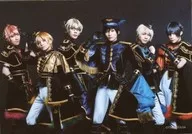 集合(6人)/横型・膝上・背景黒・キャラクターショット/Six Gravity/2.5次元ダンスライブ「ツキウタ。」ステージ 第9幕『しあわせあわせ』トレーディングブロマイド(ステージ衣装Ver.)