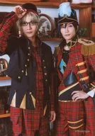縣豪紀(睦月始)・松田岳(弥生春)/膝上・松田右手上げ・キャラクターショット/2.5次元ダンスライブ「ツキウタ。」ステージ 第9幕『しあわせあわせ』トレーディングブロマイド(Fairy tale collection Ver.)