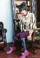 秋葉友佑(長月夜)/全身・座り・キャラクターショット/2.5次元ダンスライブ「ツキウタ。」ステージ 第9幕『しあわせあわせ』トレーディングブロマイド(Fairy tale collection Ver.)