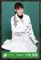 小池美波/座り/2020-SUMMER-08/欅坂46ランダム生写真 ＜2019ツアースーツ衣装＞