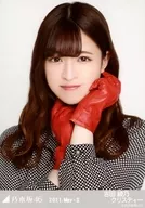 吉田綾乃クリスティー/バストアップ・レトロドレス/「乃木坂46 2021.May-II」WebShop 限定ランダム生写真