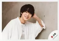 美 少年/佐藤龍我/横型・バストアップ/「サマステライブ THE FUTURE」グッズオフショット/公式生写真