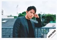 ジャニーズ/岡田准一/横型・バストアップ/岡田准一 アーティスト写真撮影オフショット/公式生写真