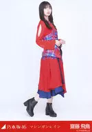 齋藤飛鳥/全身/「マシンガンレイン」WebShop 限定ランダム生写真