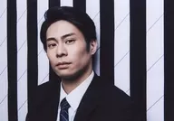 鯨井康介/横型・バストアップ/SOLID STARプロデュースvol.15「明るいお葬式 ～るんるんは2度死ぬ～」キャストブロマイドB