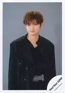 Hey! Say! JUMP/薮宏太/上半身/「Hey! Say! JUMP LIVE TOUR 2023→2024 PULL UP!」グッズオフショット/公式生写真