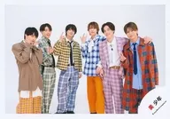 美 少年/集合(6人)/横型・膝上/「美 少年 Arena Tour 2024 Gates+」グッズオフショット/公式生写真